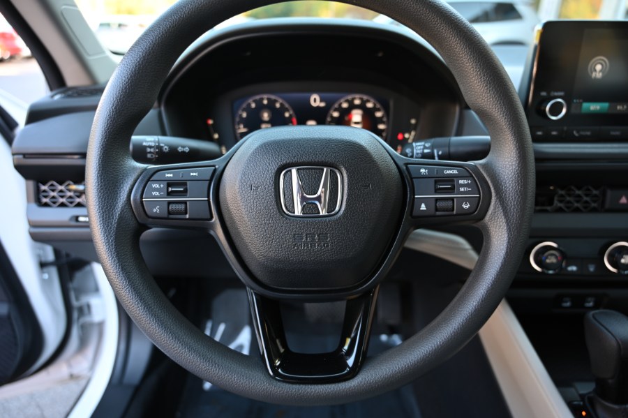 2023 Honda ACCORD SEDAN LX CVT photo