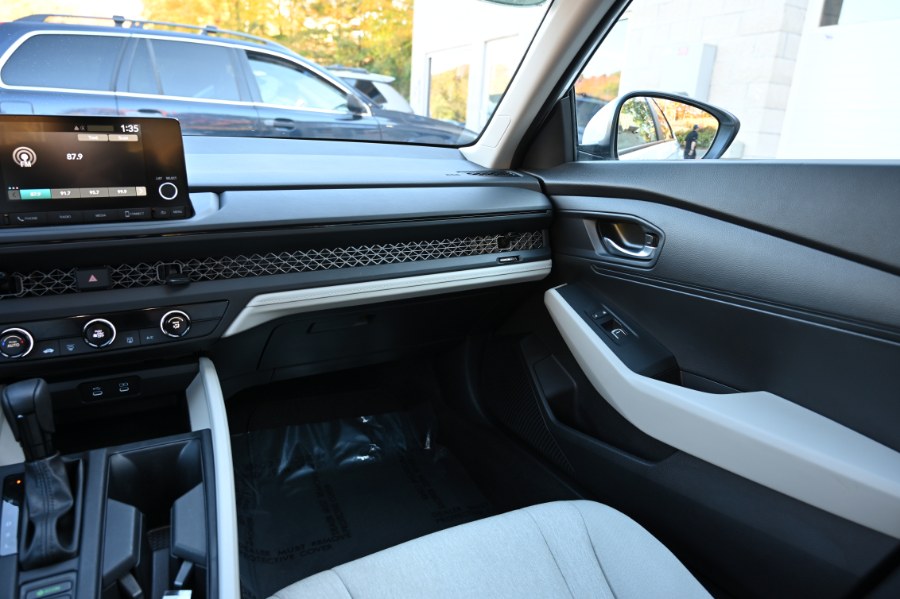 2023 Honda ACCORD SEDAN LX CVT photo