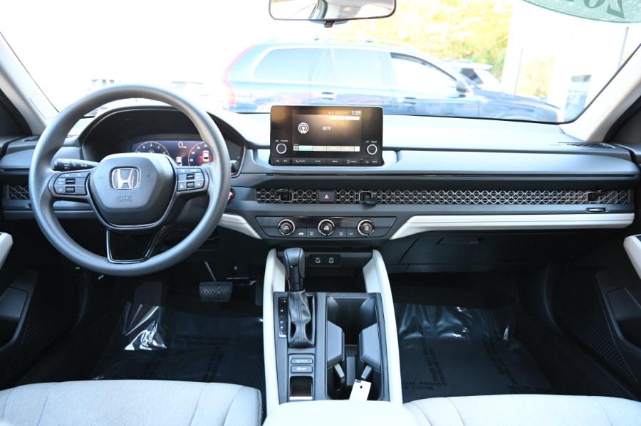2023 Honda ACCORD SEDAN LX CVT photo
