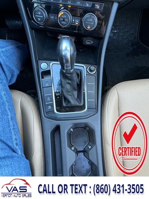 2019 Volkswagen Jetta SEL Auto w/SULEV photo