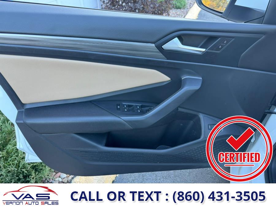 2019 Volkswagen Jetta SEL Auto w/SULEV photo