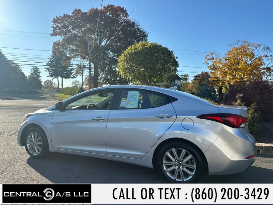 2015 Hyundai Elantra 4dr Sdn Auto SE (Ulsan Plant) photo