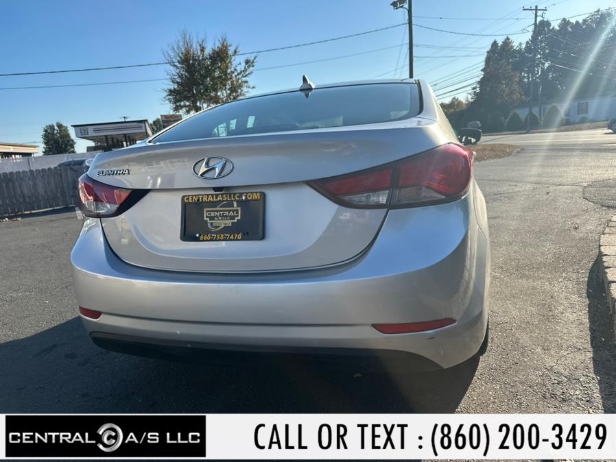 2015 Hyundai Elantra 4dr Sdn Auto SE (Ulsan Plant) photo