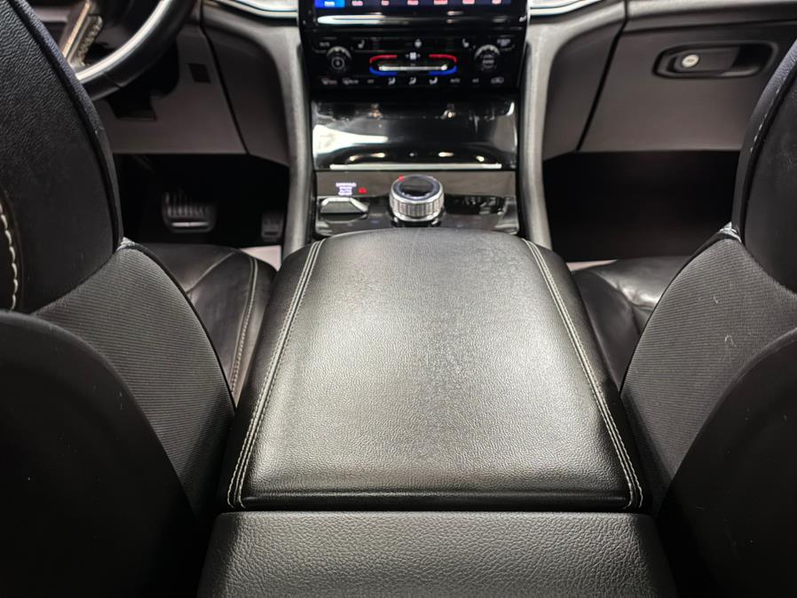 2022 Jeep Grand Cherokee Limited 4x4 photo