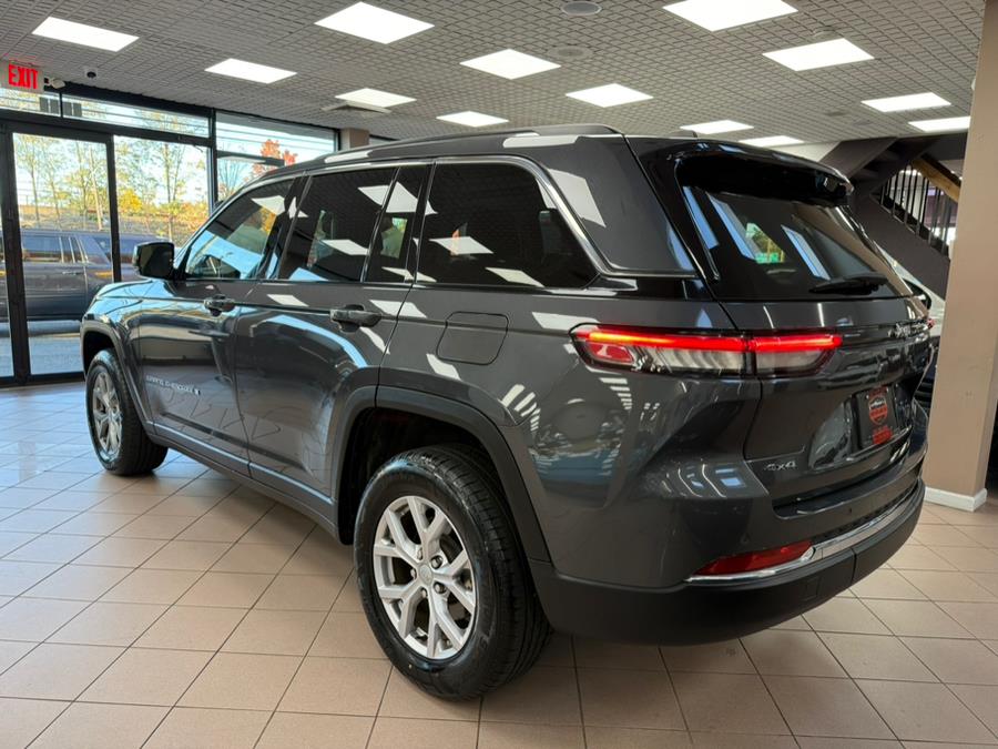 2022 Jeep Grand Cherokee Limited 4x4 photo