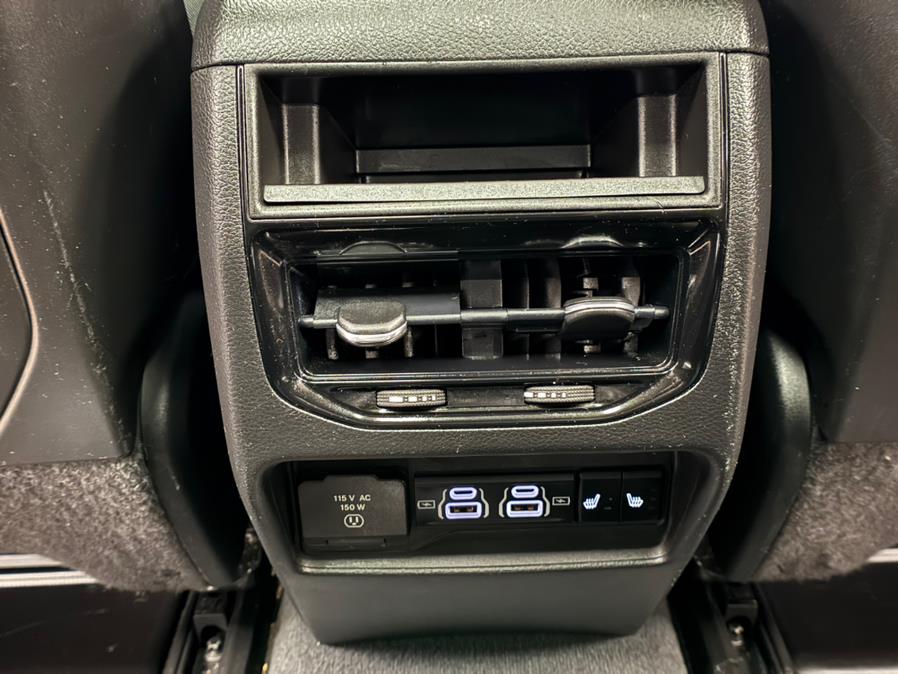 2022 Jeep Grand Cherokee Limited 4x4 photo