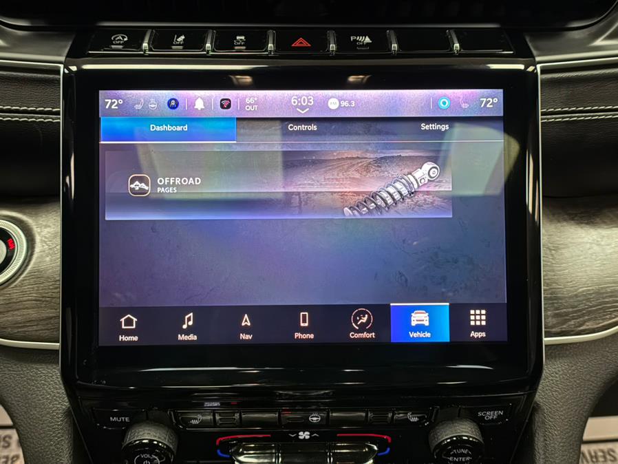 2022 Jeep Grand Cherokee Limited 4x4 photo