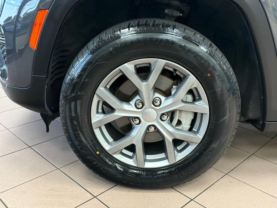 2022 Jeep Grand Cherokee Limited 4x4 photo