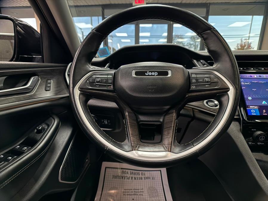 2022 Jeep Grand Cherokee Limited 4x4 photo