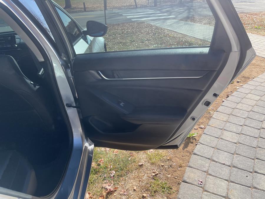 2022 Honda ACCORD SEDAN Sport SE 1.5T CVT photo