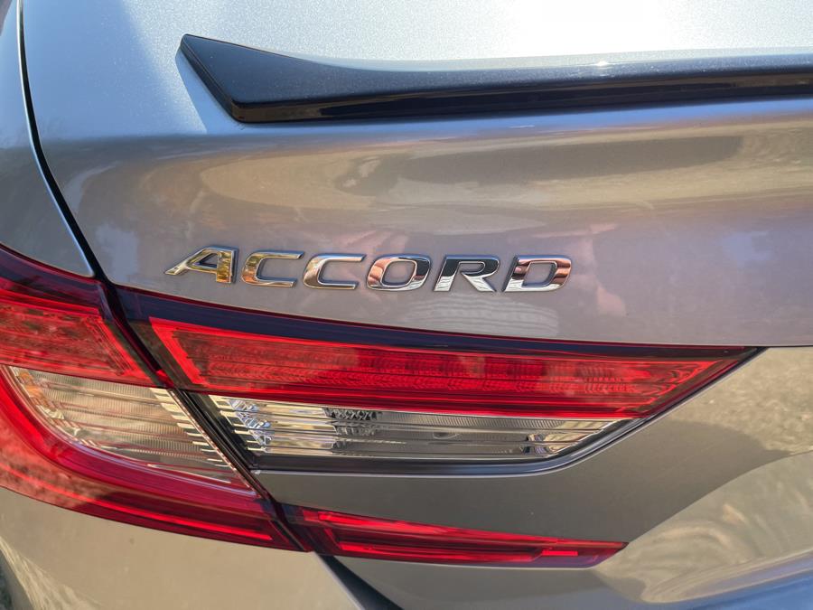 2022 Honda ACCORD SEDAN Sport SE 1.5T CVT photo