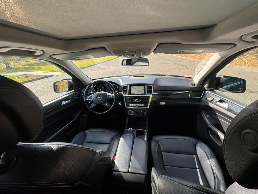 2014 Mercedes-Benz M-Class ML350 4MATIC photo