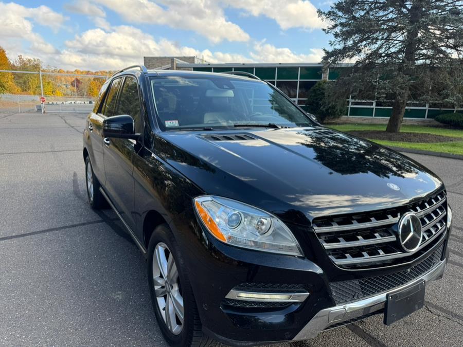 2014 Mercedes-Benz M-Class ML350 4MATIC photo