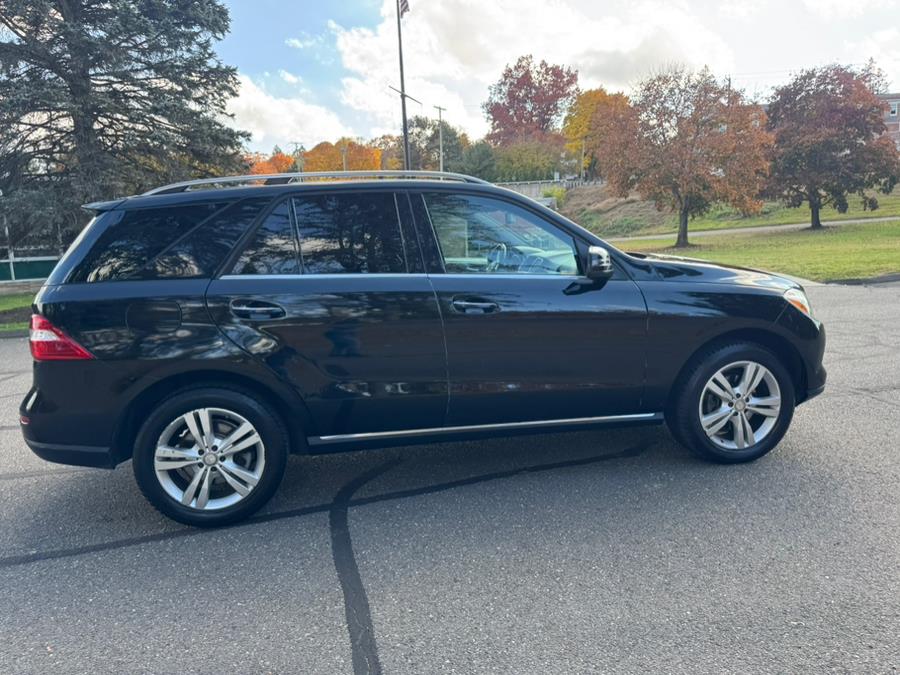 2014 Mercedes-Benz M-Class ML350 4MATIC photo