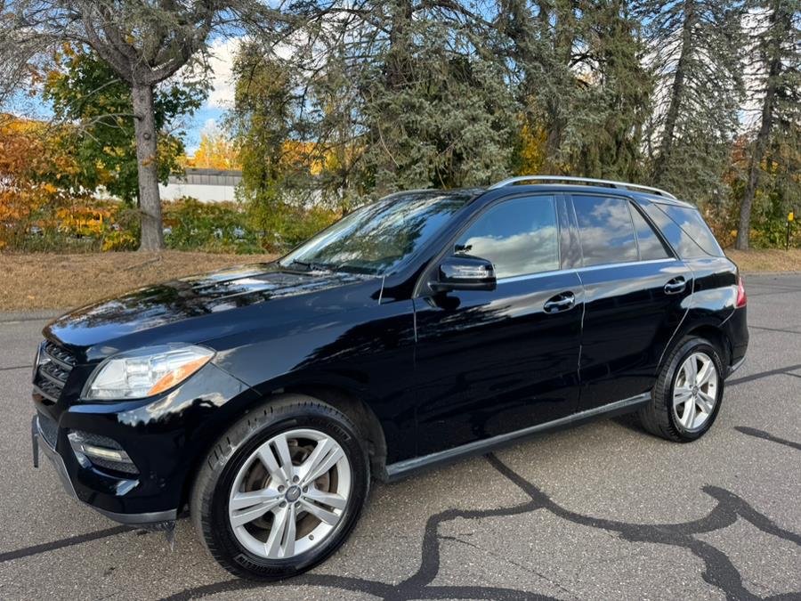 2014 Mercedes-Benz M-Class ML350 4MATIC photo