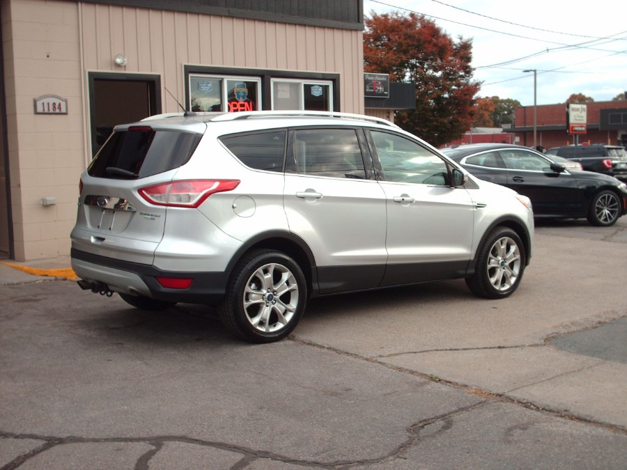 2015 Ford Escape 4WD 4dr Titanium photo