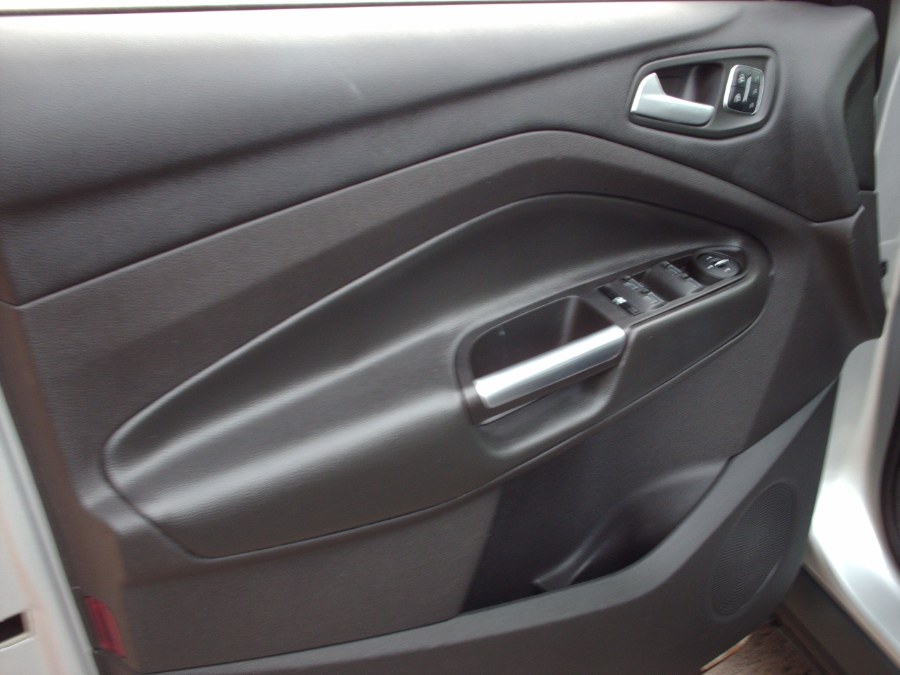 2015 Ford Escape 4WD 4dr Titanium photo