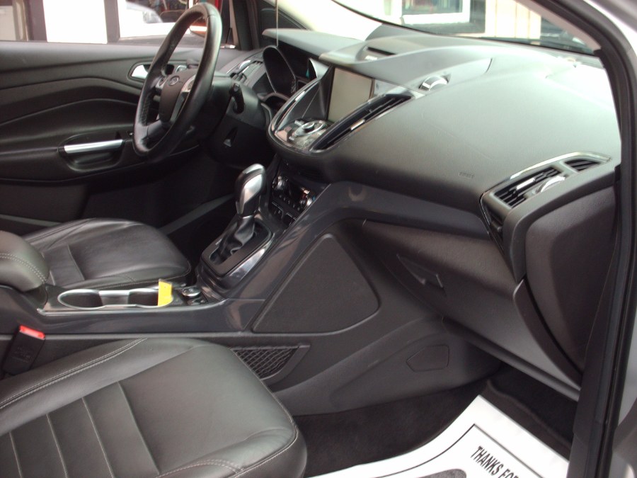 2015 Ford Escape 4WD 4dr Titanium photo