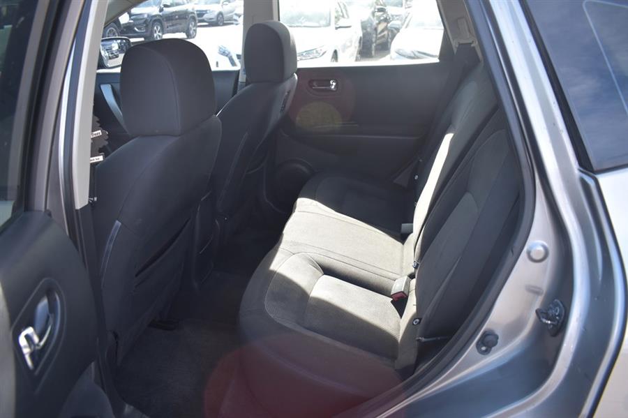 2011 Nissan Rogue S photo