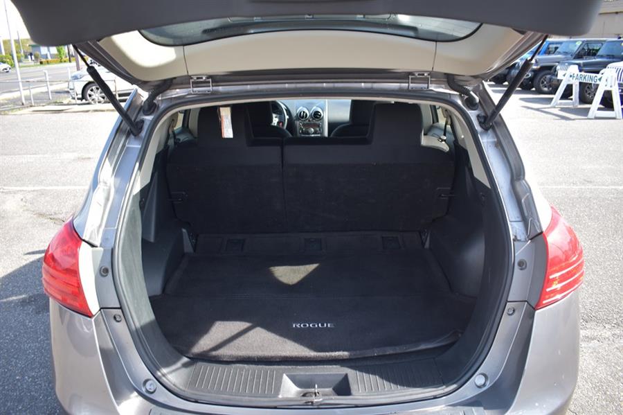 2011 Nissan Rogue S photo