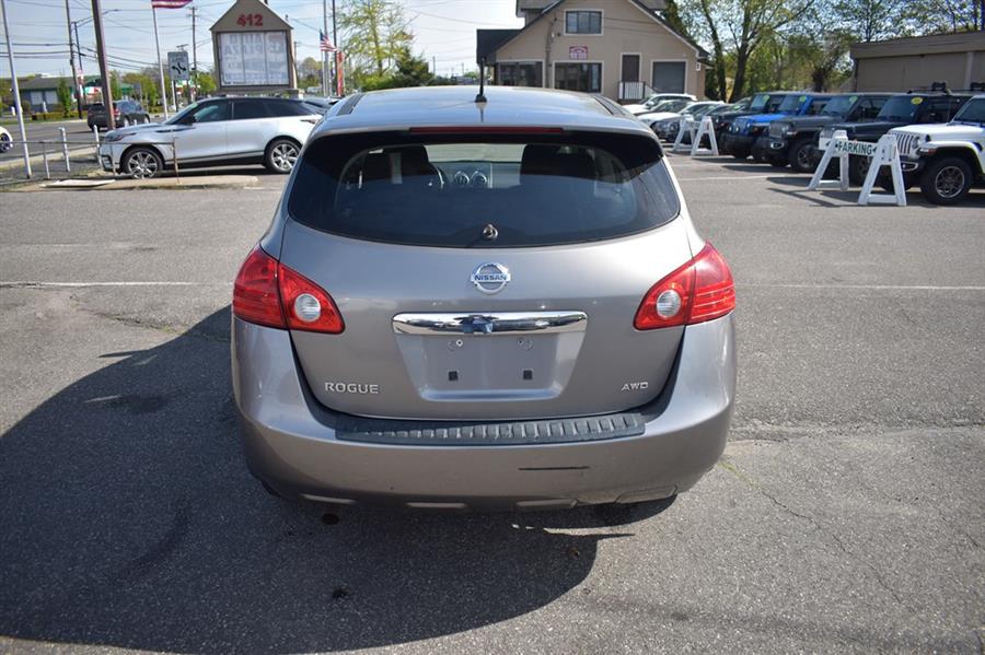 2011 Nissan Rogue S photo