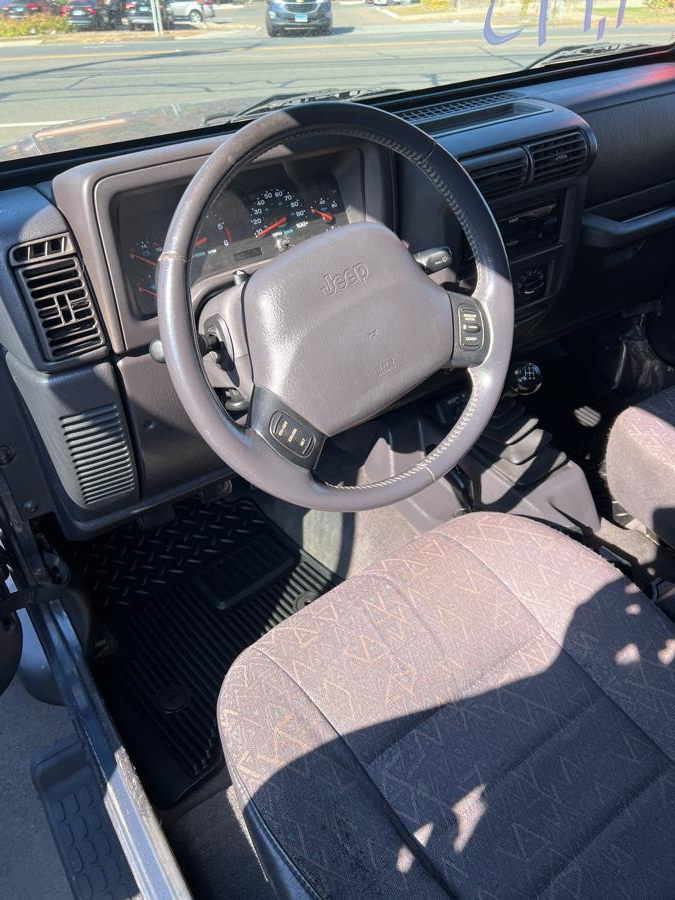 2001 Jeep Wrangler Sport photo