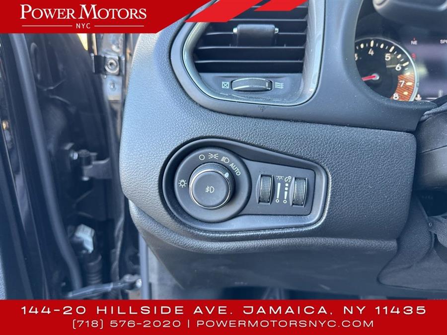 2021 Jeep Renegade Limited photo