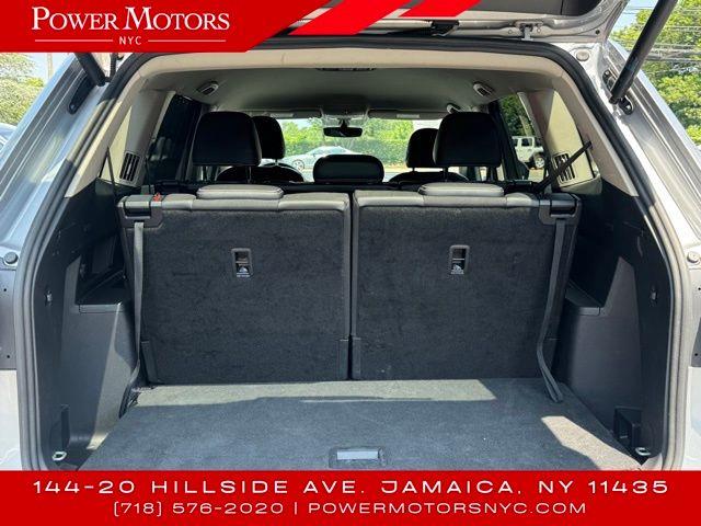 2021 Volkswagen Atlas 3.6L V6 SE w/Technology photo