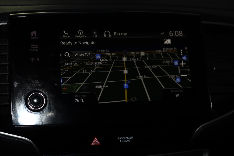2022 Honda Pilot Touring 7-Passenger AWD photo