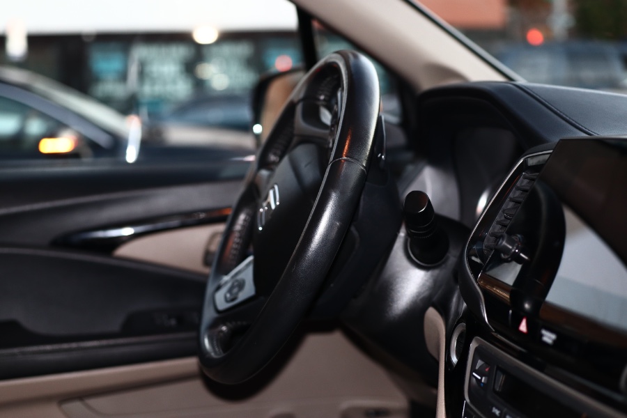 2022 Honda Pilot Touring 7-Passenger AWD photo