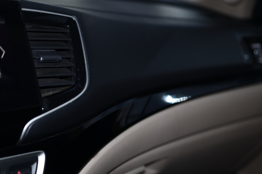 2022 Honda Pilot Touring 7-Passenger AWD photo