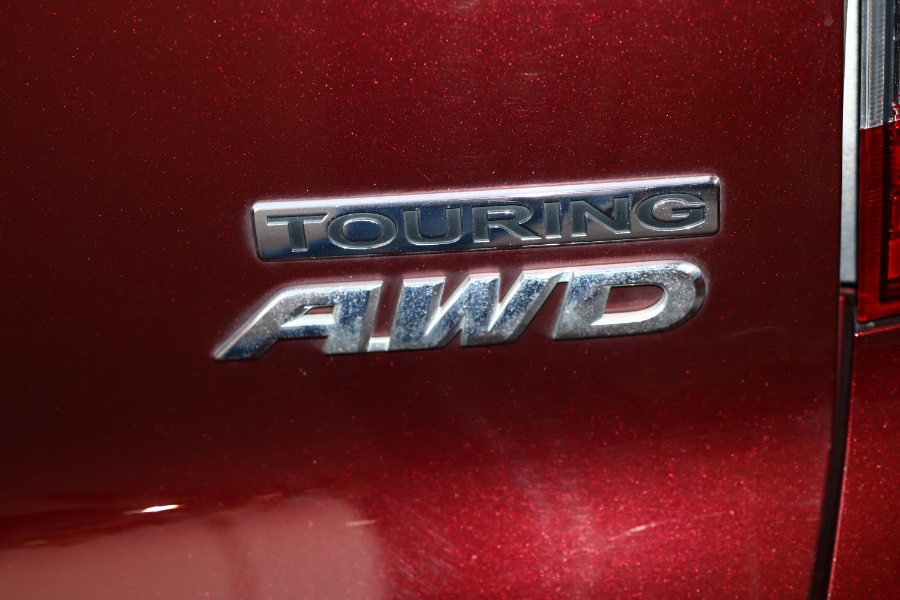 2022 Honda Pilot Touring 7-Passenger AWD photo