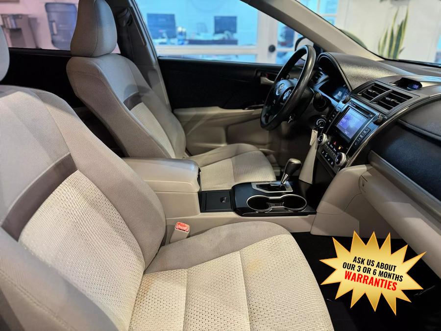 2014 Toyota Camry L photo