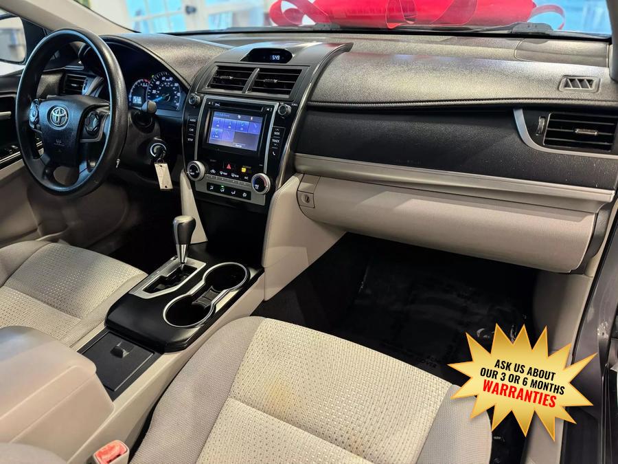 2014 Toyota Camry L photo