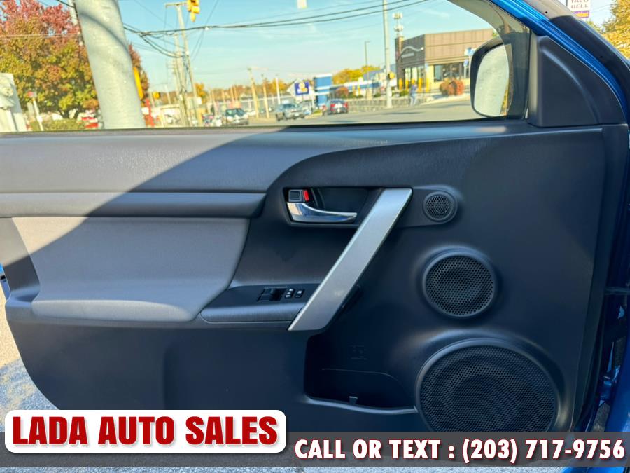 2016 Scion tC 2dr HB Auto (Natl) photo
