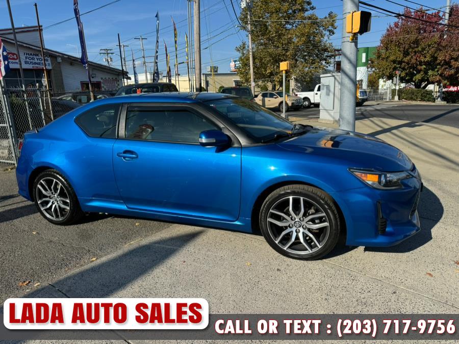 2016 Scion tC 2dr HB Auto (Natl) photo