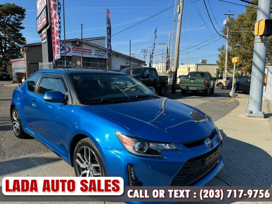 2016 Scion tC 2dr HB Auto (Natl) photo