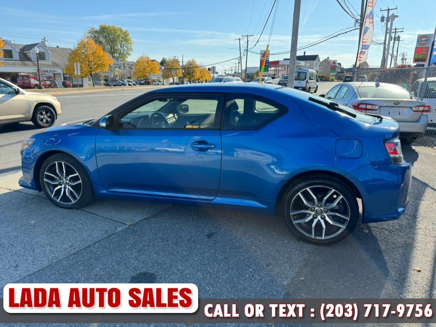 2016 Scion tC 2dr HB Auto (Natl) photo