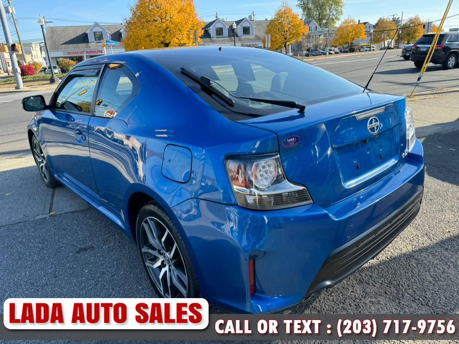 2016 Scion tC 2dr HB Auto (Natl) photo