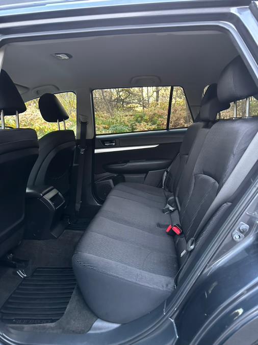 2012 Subaru Outback 2.5i Premium photo