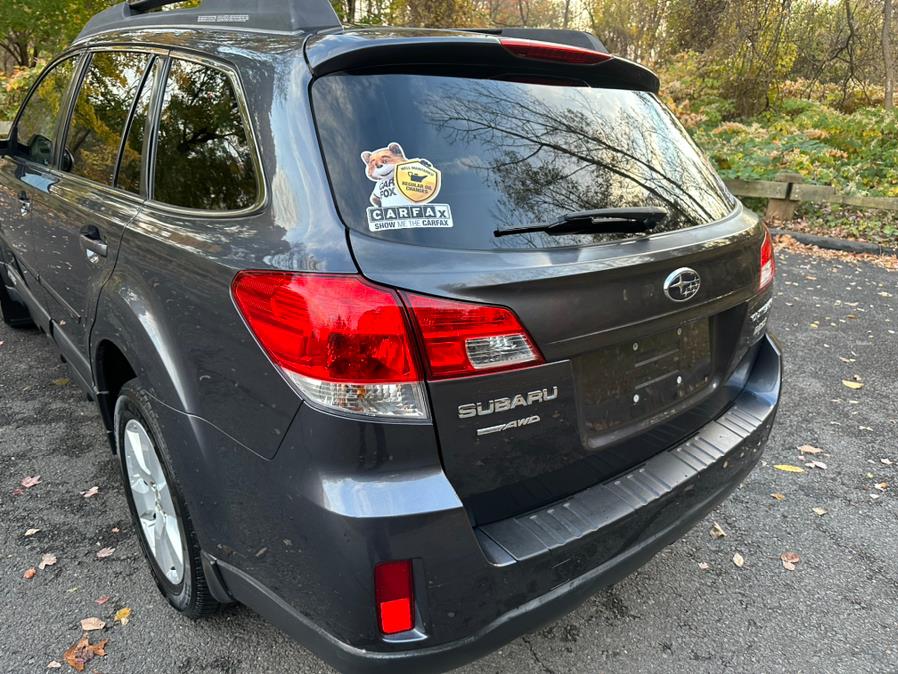 2012 Subaru Outback 2.5i Premium photo