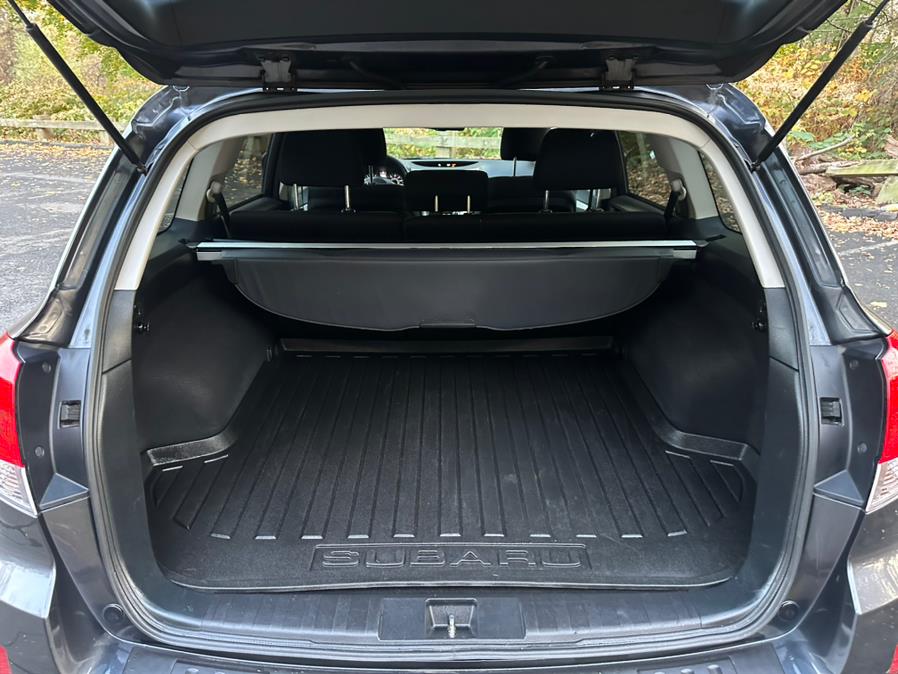 2012 Subaru Outback 2.5i Premium photo