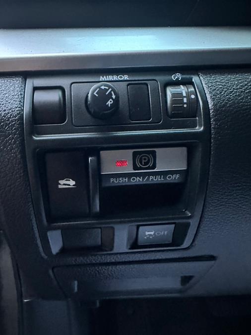 2012 Subaru Outback 2.5i Premium photo