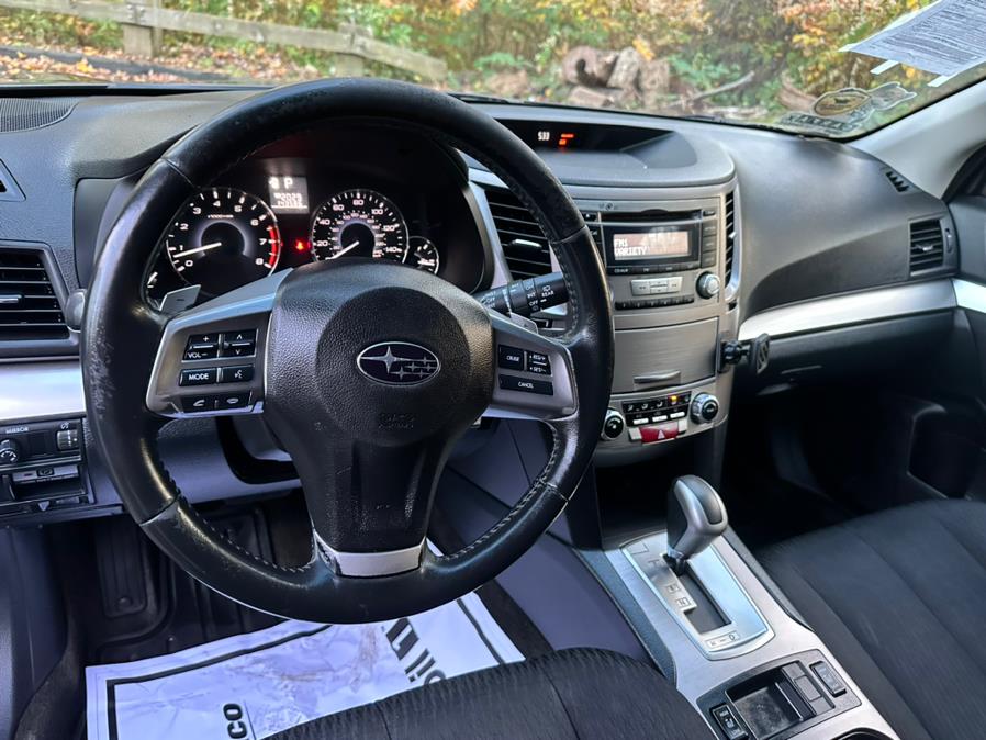 2012 Subaru Outback 2.5i Premium photo