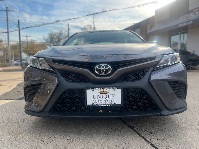 2019 Toyota Camry SE Auto (Natl) photo