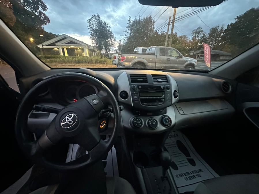 2010 Toyota RAV4 photo