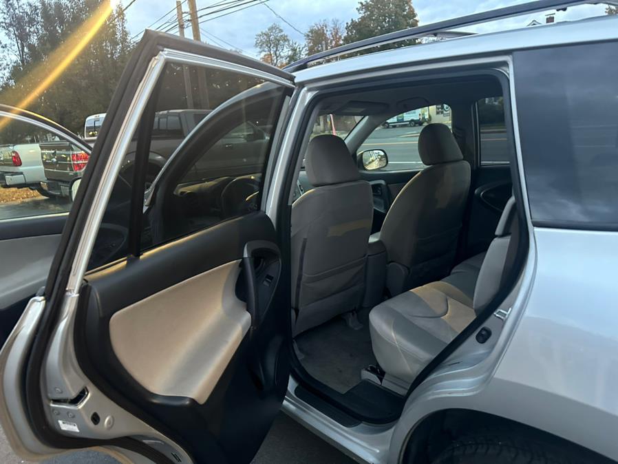 2010 Toyota RAV4 photo