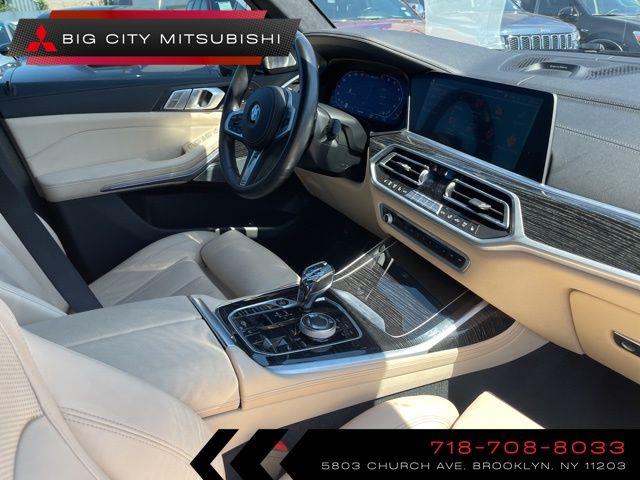 2021 BMW X7 M50i photo