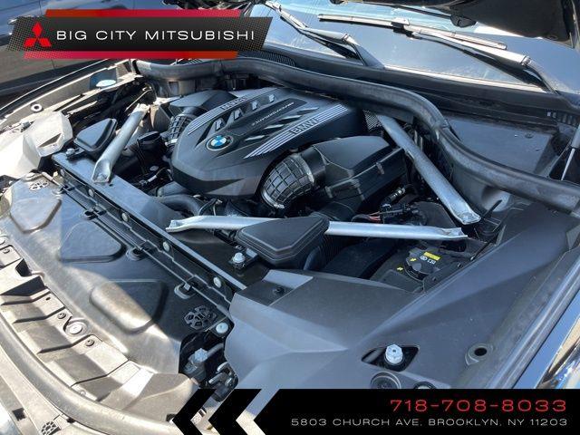 2021 BMW X7 M50i photo