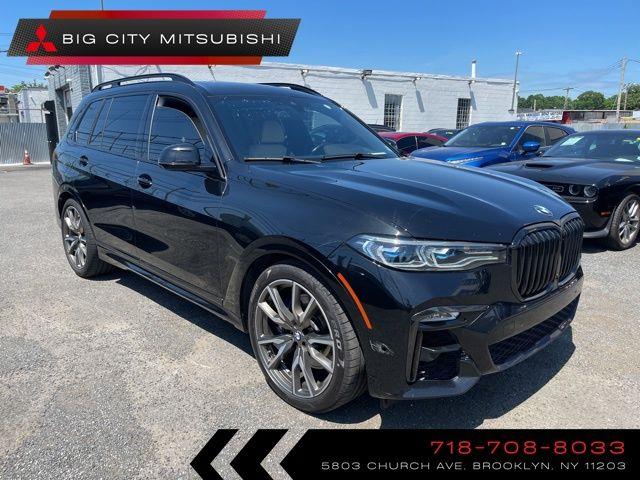 2021 BMW X7 M50i photo